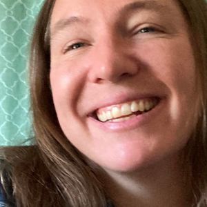 Meet your Posher, Sara